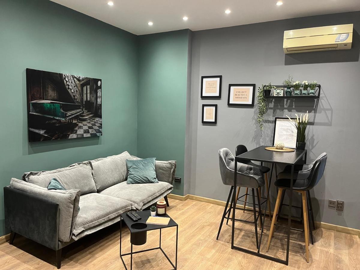 S Irma Apartment - In The Heart Of Sofia Esterno foto